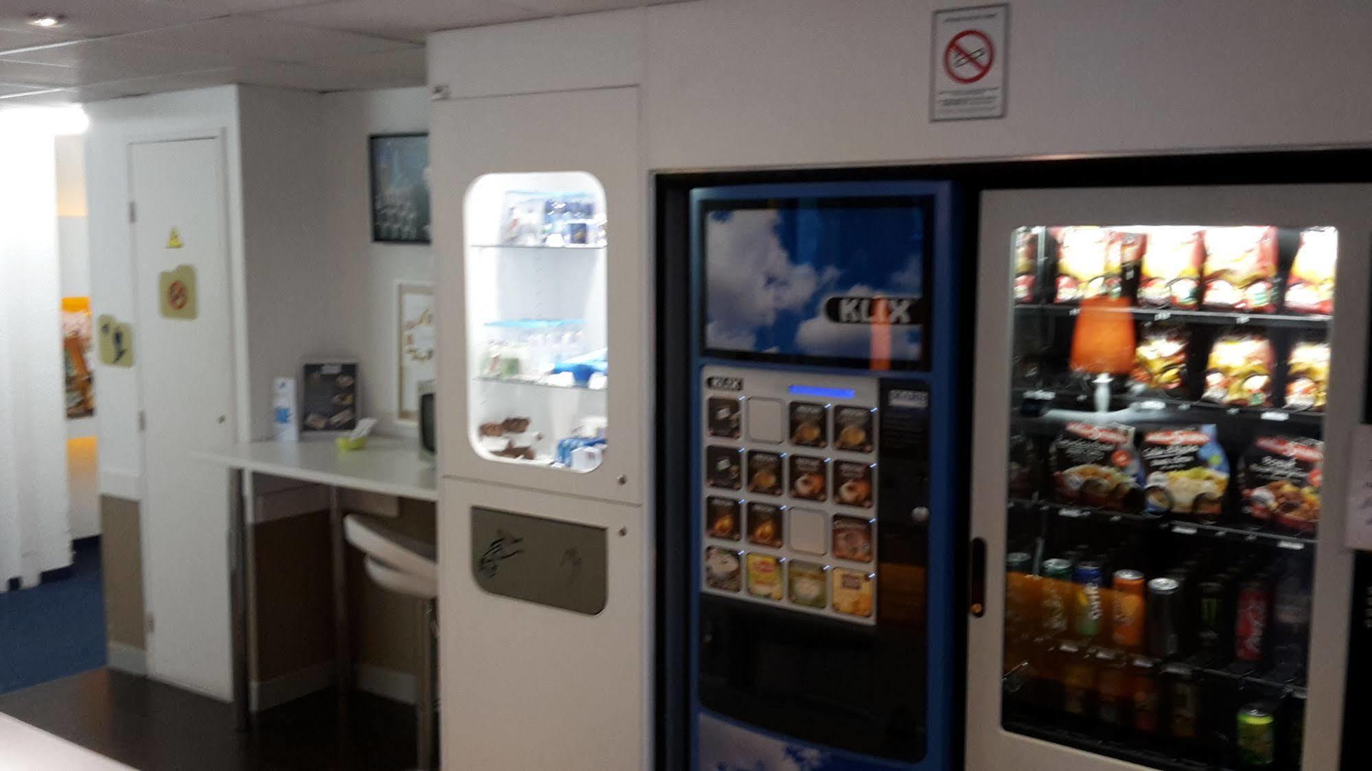 布尔日宜必思快捷酒店 博格斯 外观 照片